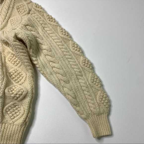 Men’s Vintage Wool Fisherman Cable Knit Cardigan Sweater - Picture 6 of 13